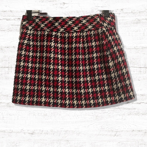 Express DesignStudio Plaid Skirt Size 2 - Picture 2 of 4